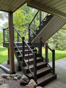 oakdale-mn_deck-builders-finishers_stairs
