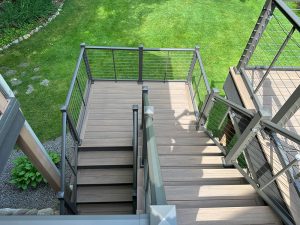 roseville-mn_deck-builders-finishers_stairs